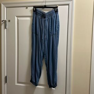 Loft, Chambray Joggers, Small
